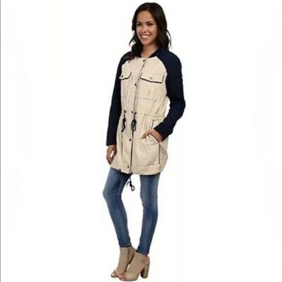 BCBG MaxAzria Marie Oatmeal Beige Navy Long Sleeve Parka Jacket Trench XS - Picture 1 of 16